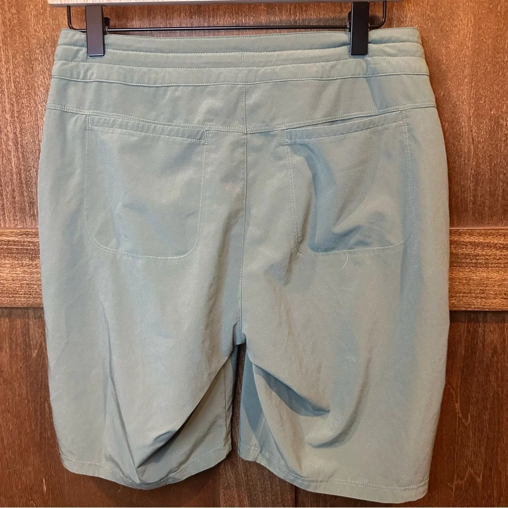 Smartwool Women's Merino Sport 8 Inch Shorts in Sage Green - Picture 3 of 5